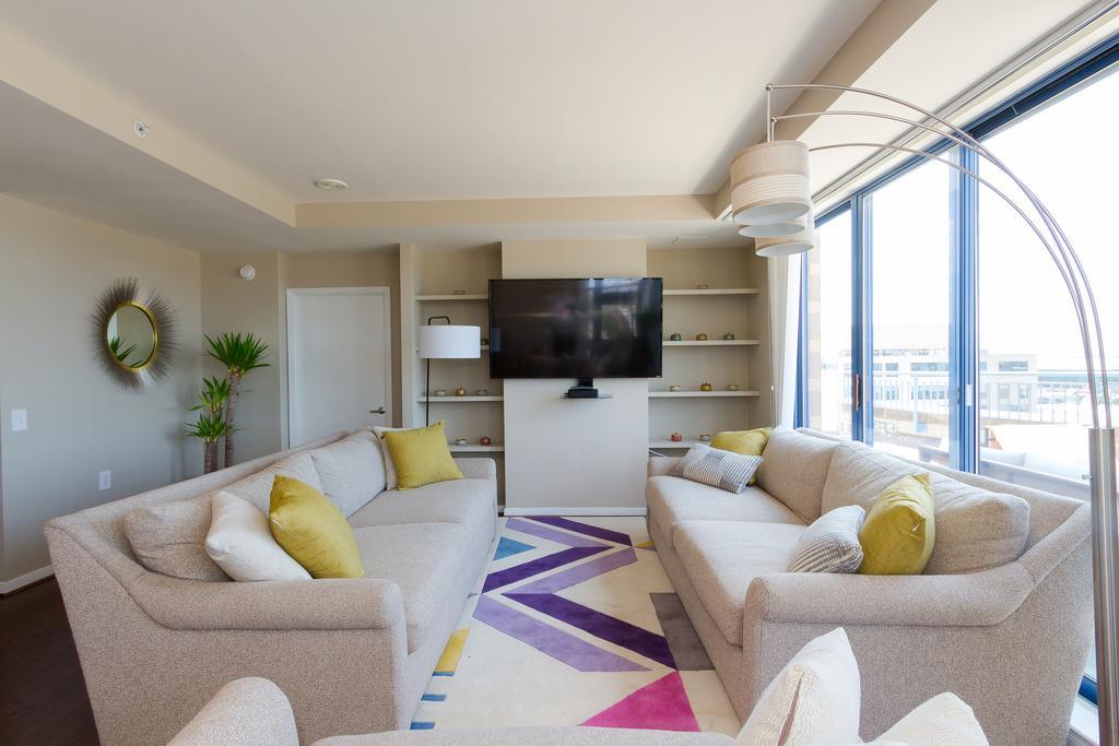 Penthouse Suite Washington Exterior photo